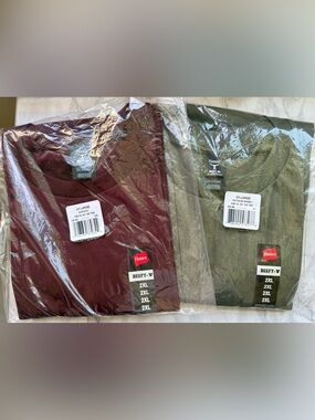 Set Of 2 Hanes Beefy-T Cotton Crew Neck T-Shirt 5180 Maroon & Green Size 2XL NEW